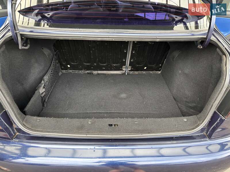 Седан Daewoo Lanos 2003 в Киеве