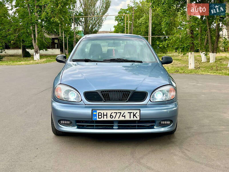 Седан Daewoo Lanos 2005 в Дачному
