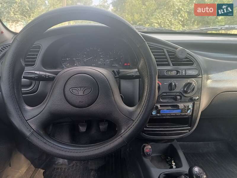 Седан Daewoo Lanos 2003 в Ровно фото 6 Седан Daewoo Lanos 2003 в Ровно