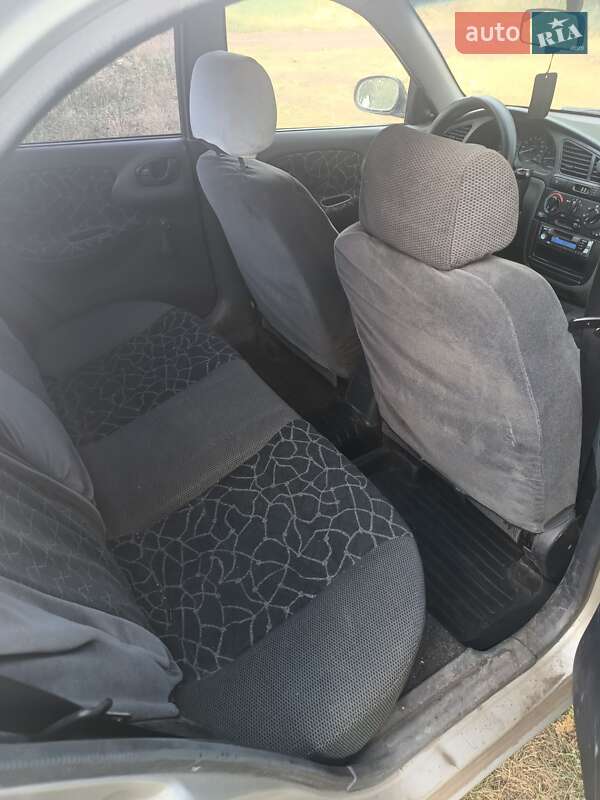 Седан Daewoo Lanos 2003 в Ровно фото 11 Седан Daewoo Lanos 2003 в Ровно