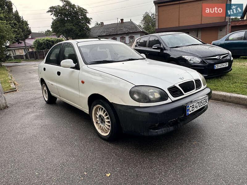 Седан Daewoo Lanos 2004 в 
