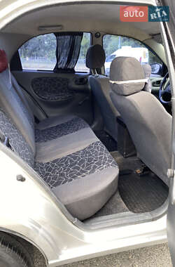 Седан Daewoo Lanos 2003 в 