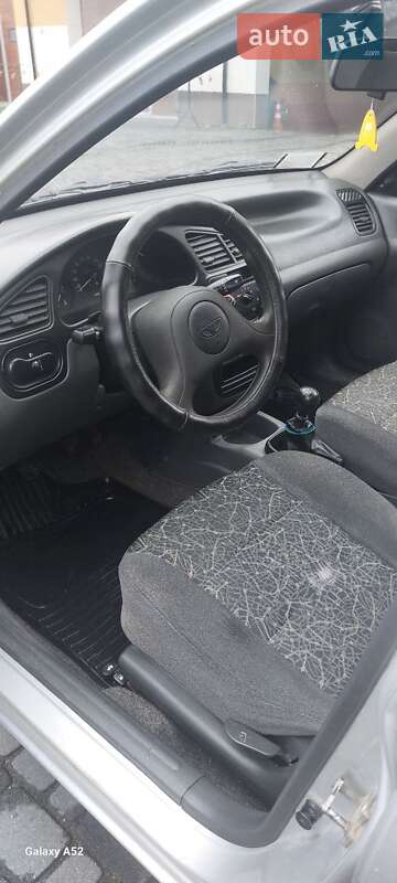 Седан Daewoo Lanos 2008 в Самборе