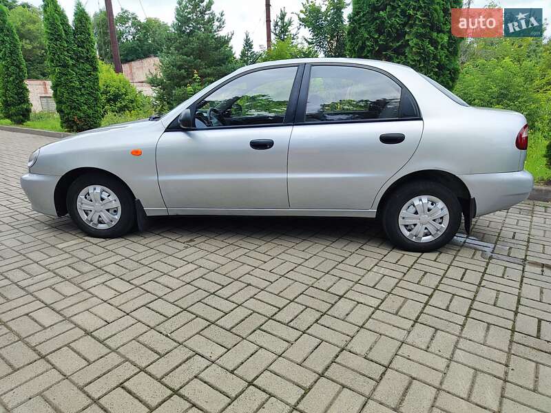 Седан Daewoo Lanos 2008 в Прилуках
