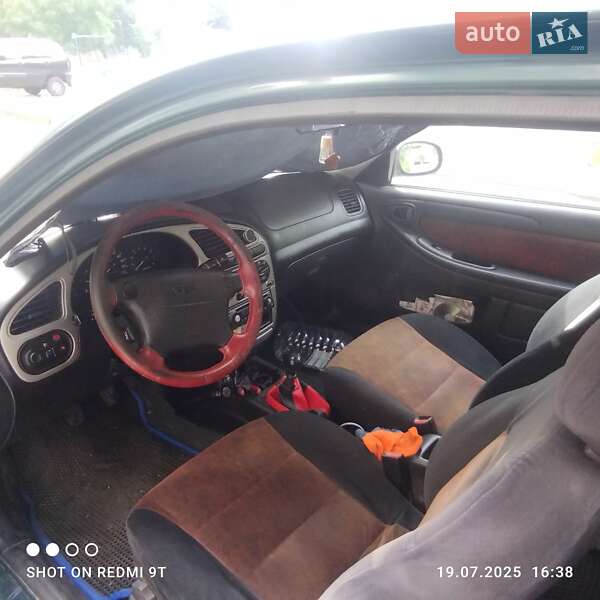 Хетчбек Daewoo Lanos 2001 в Запоріжжі