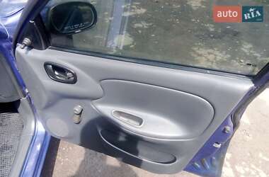 Седан Daewoo Lanos 1998 в 