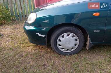 Седан Daewoo Lanos 2004 в Мошнах