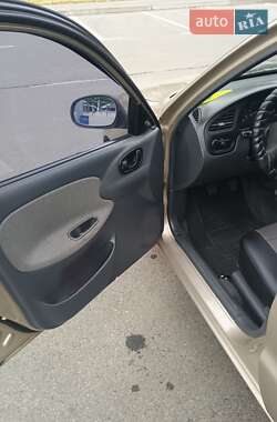 Седан Daewoo Lanos 2008 в 