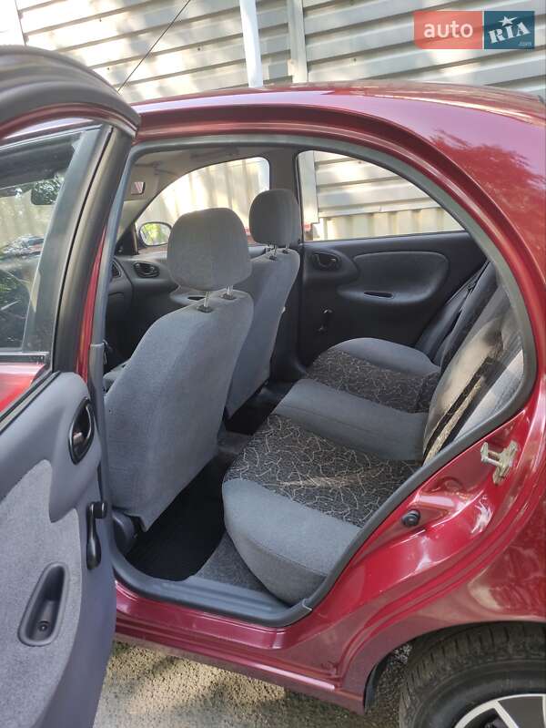Седан Daewoo Lanos 2005 в Хмельницькому