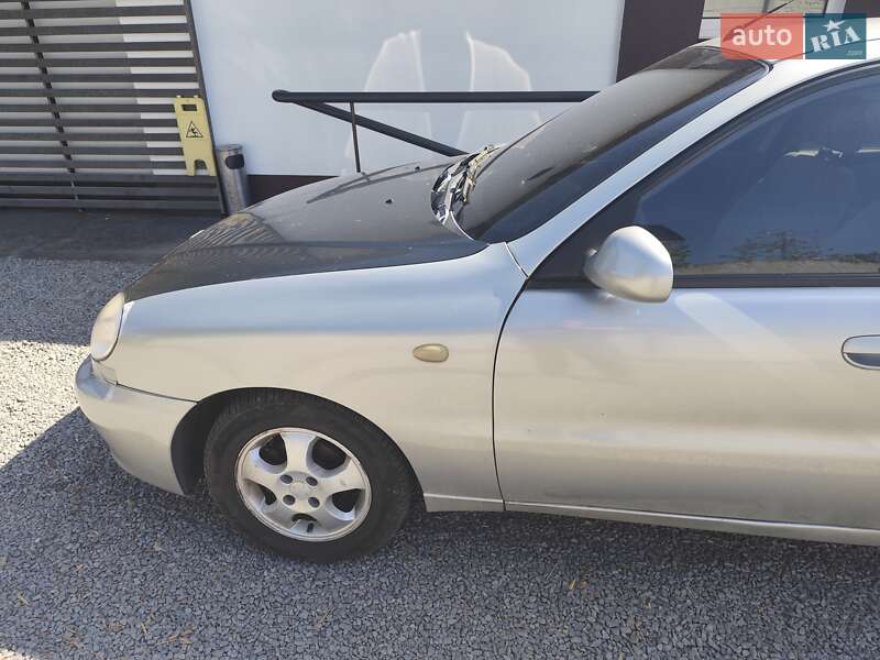 Седан Daewoo Lanos 2007 в Ровно