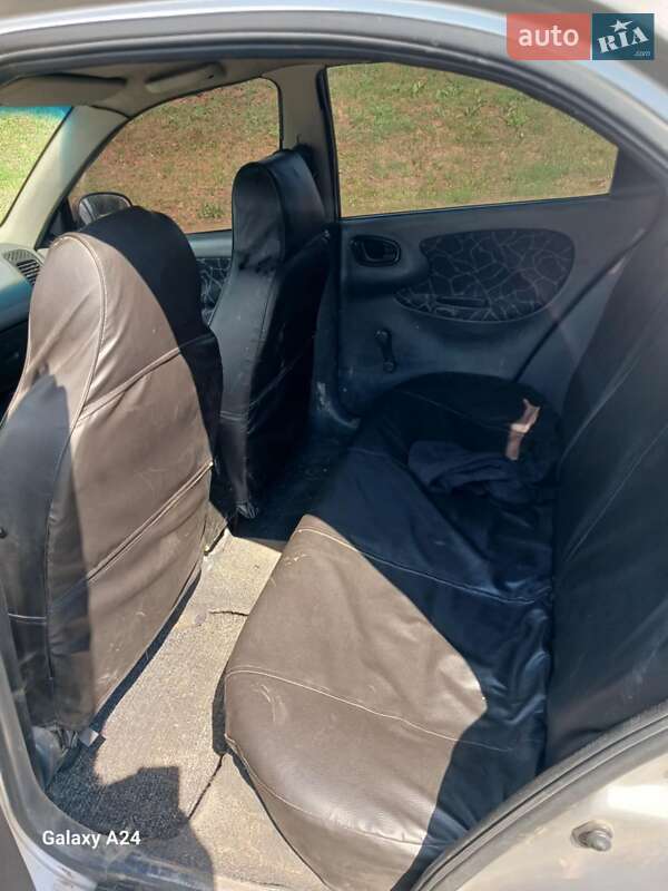 Хэтчбек Daewoo Lanos 2003 в Ичне
