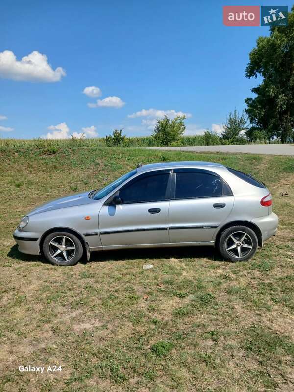 Хэтчбек Daewoo Lanos 2003 в Ичне