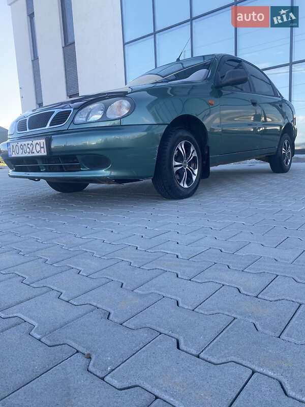 Седан Daewoo Lanos 2009 в 