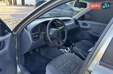Седан Daewoo Lanos 2004 в 
