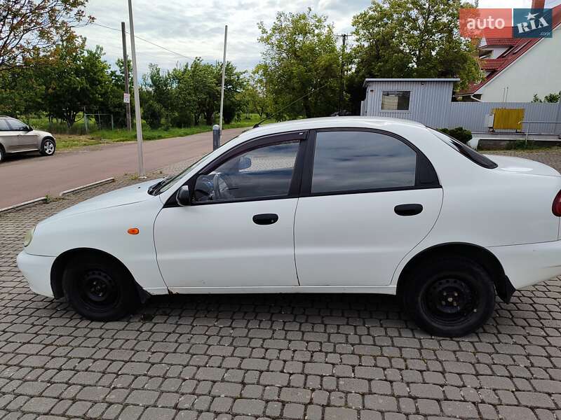 Седан Daewoo Lanos 2007 в Ужгороді