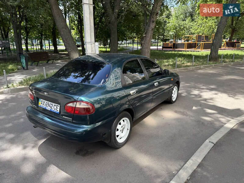 Седан Daewoo Lanos 2003 в Харкові