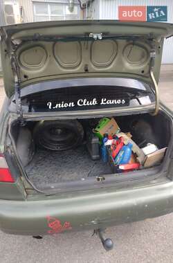 Седан Daewoo Lanos 2004 в 