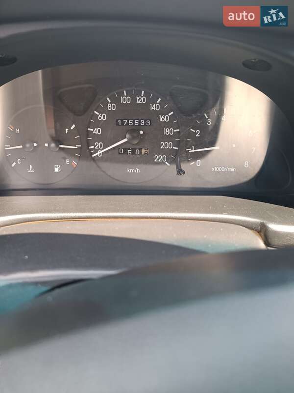 Седан Daewoo Lanos 2005 в Кривом Роге