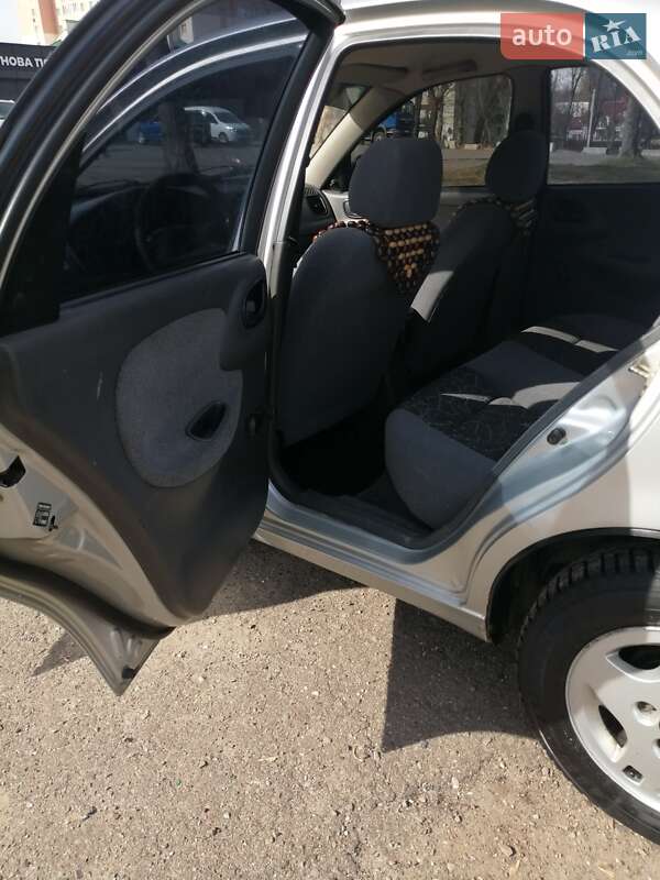 Седан Daewoo Lanos 2006 в Львове