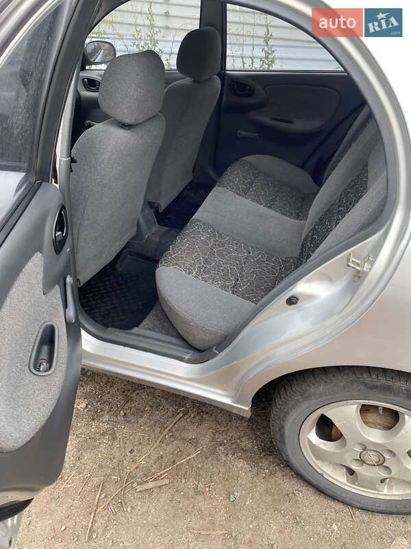 Седан Daewoo Lanos 2007 в Василькове