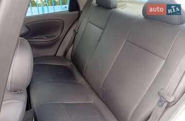 Седан Daewoo Lanos 1998 в 