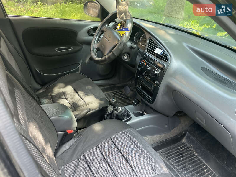 Седан Daewoo Lanos 2008 в Дубні
