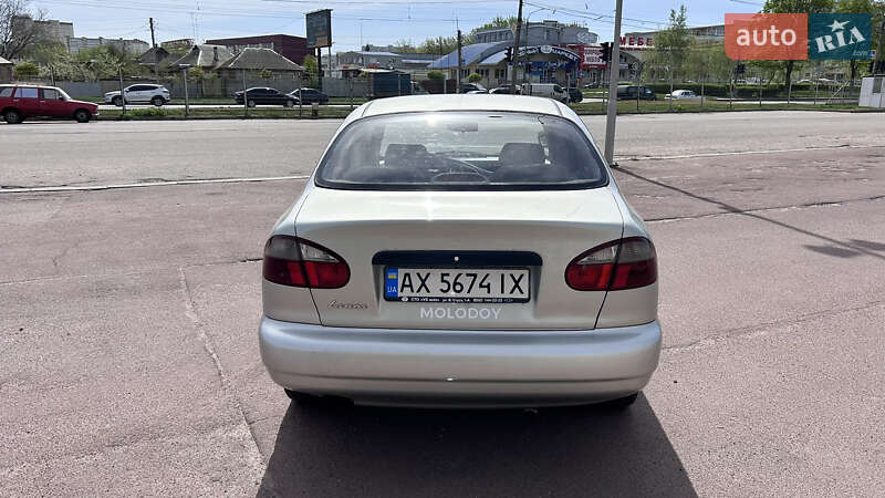 Седан Daewoo Lanos 2010 в Харкові