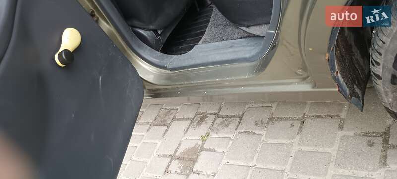 Седан Daewoo Lanos 2004 в Николаеве