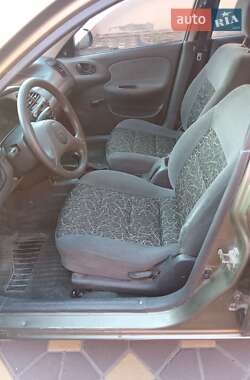 Седан Daewoo Lanos 2004 в 