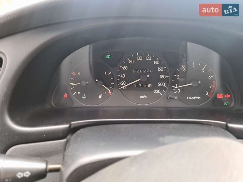 Седан Daewoo Lanos 2003 в Києві фото 5 Седан Daewoo Lanos 2003 в Києві