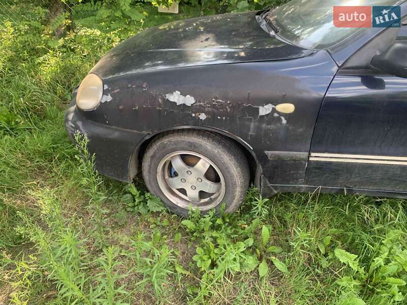 Седан Daewoo Lanos 2005 в Пустомитах