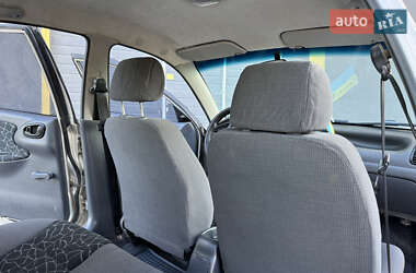 Седан Daewoo Lanos 2004 в 