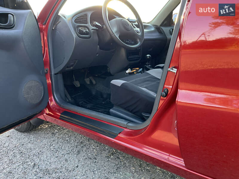 Седан Daewoo Lanos 2008 в Миргороді