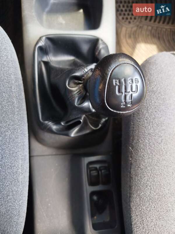 Седан Daewoo Lanos 2008 в Днепре