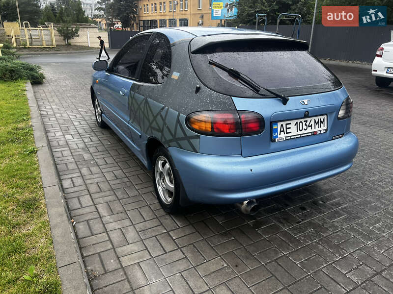 Хэтчбек Daewoo Lanos 2003 в Днепре