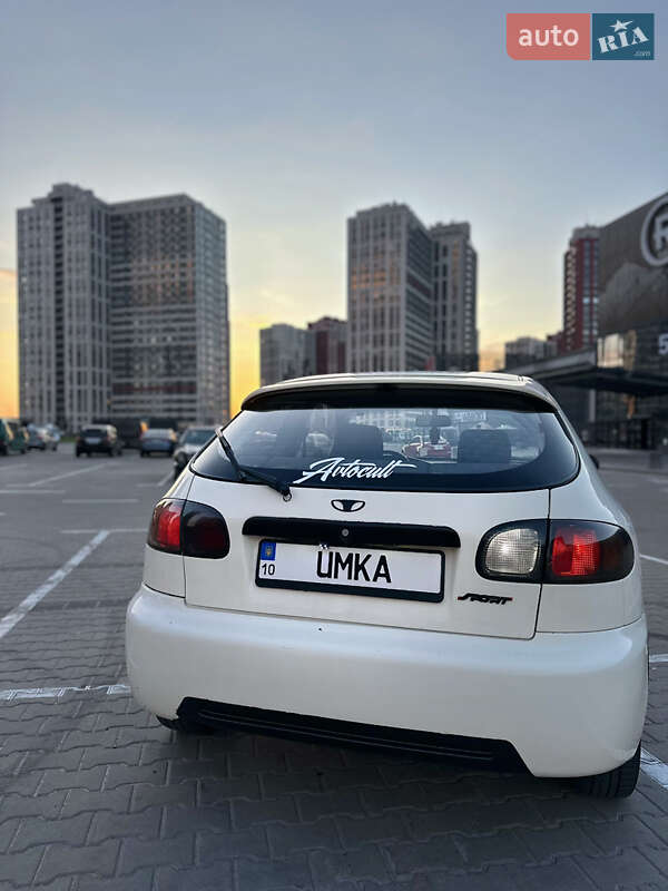 Хэтчбек Daewoo Lanos 2002 в Киеве
