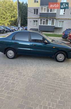 Седан Daewoo Lanos 2004 в Сумах