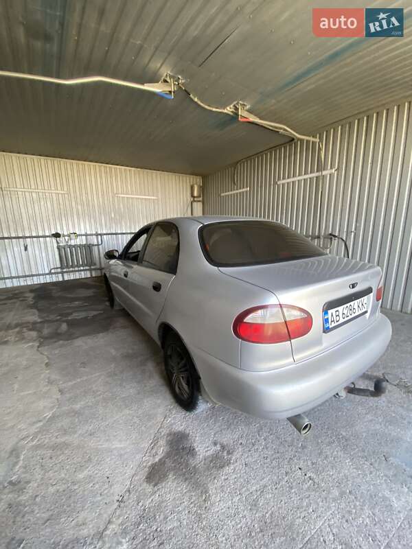 Седан Daewoo Lanos 2008 в Джурине