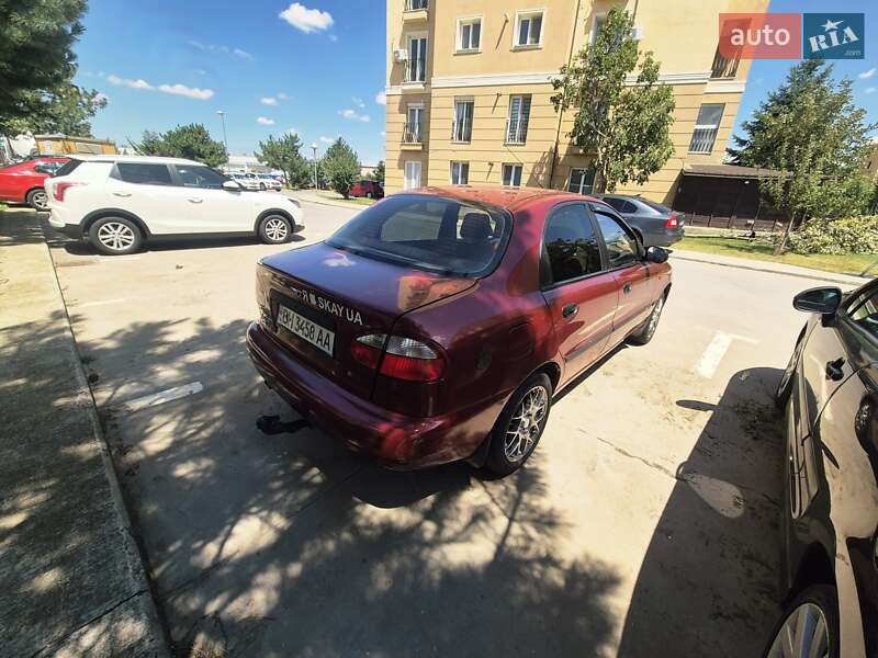 Седан Daewoo Lanos 2004 в Одессе
