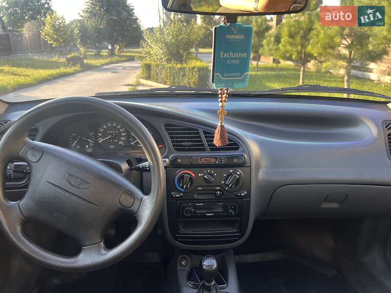 Седан Daewoo Lanos 2009 в Сумах