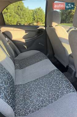 Седан Daewoo Lanos 2009 в Сумах