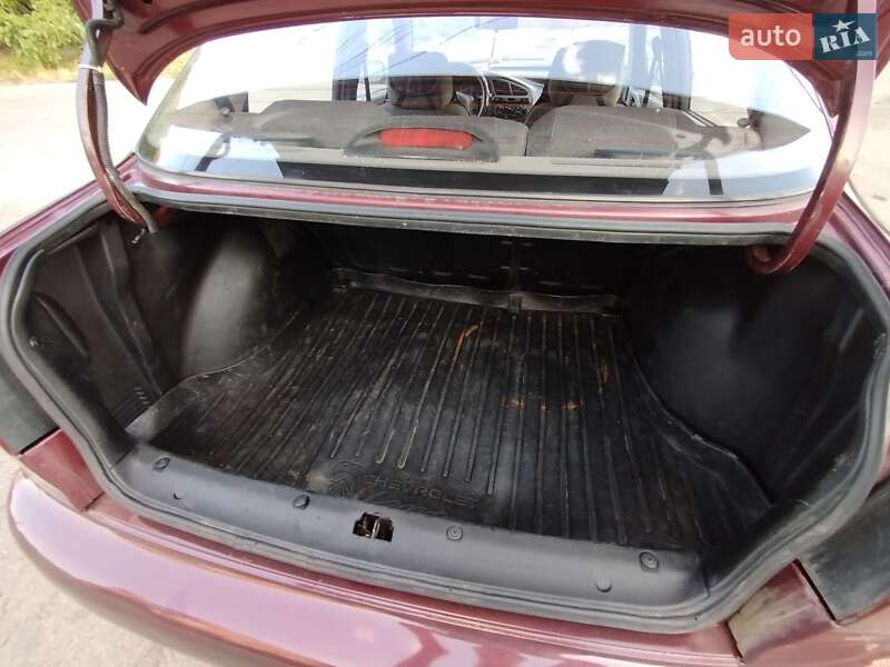 Седан Daewoo Lanos 2009 в Первомайске
