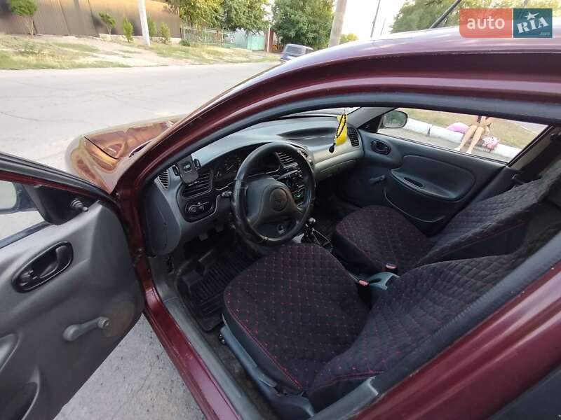 Седан Daewoo Lanos 2009 в Первомайске