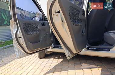Седан Daewoo Lanos 2003 в 
