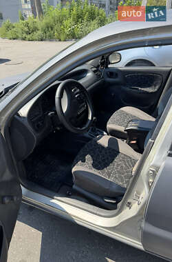 Седан Daewoo Lanos 2002 в 