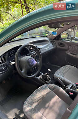 Седан Daewoo Lanos 1998 в 