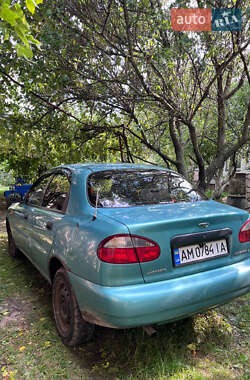 Седан Daewoo Lanos 1998 в 