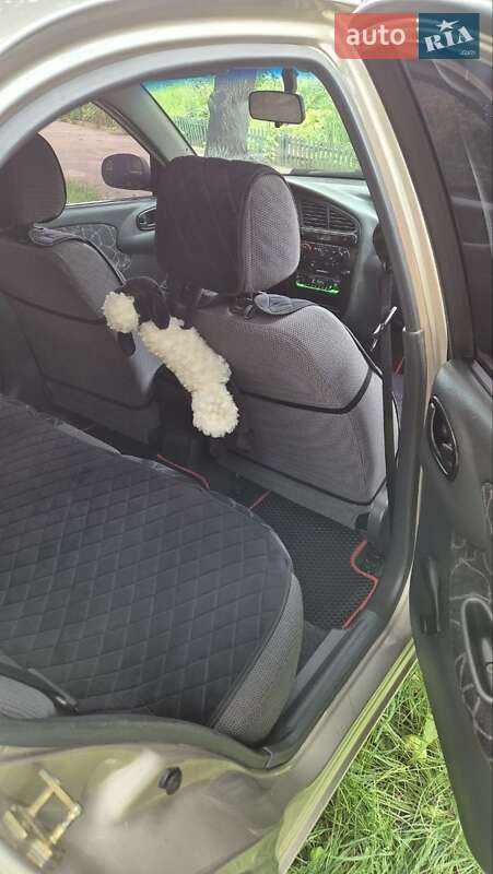 Седан Daewoo Lanos 2004 в Конотопе