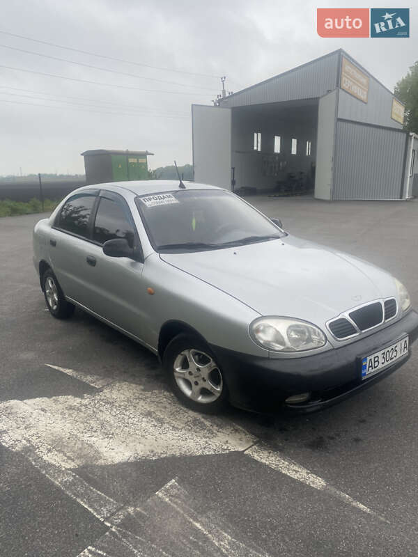 Седан Daewoo Lanos 2004 в 