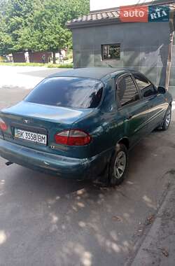 Седан Daewoo Lanos 2004 в Гощі